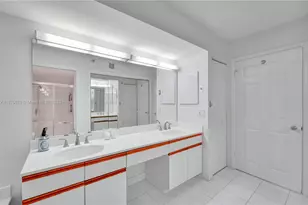 3500 Mystic Pointe Dr, Aventura, FL 33180 - Photo 21