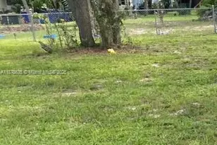 6005 Lake Front Dr, Sebring, FL 33876 - Photo 5