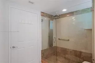 3370 Hidden Bay Dr, Aventura, FL 33180 - Photo 25