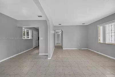 9125 NW 33rd Ct Rd, Miami, FL 33147 - Photo 7