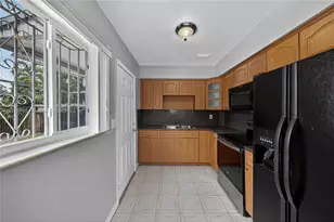 9125 NW 33rd Ct Rd, Miami, FL 33147 - Photo 13