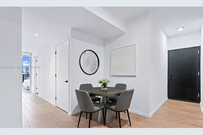 398 NE 5th #4215, Miami, FL 33132 - Photo 5