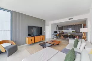 88 SW 7th St, Miami, FL 33130 - Photo 7