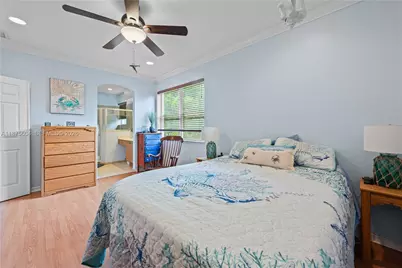 1316 SE 18th Ter, Homestead, FL 33035 - Photo 9