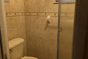 4550 NW 43rd St, Lauderdale Lakes, FL 33319 - Photo 7