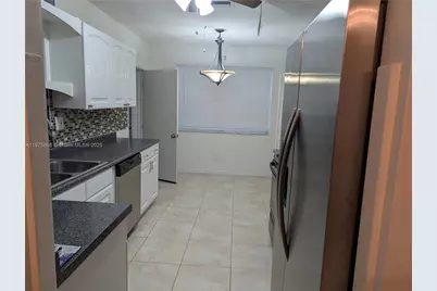 4550 NW 43rd St, Lauderdale Lakes, FL 33319 - Photo 1