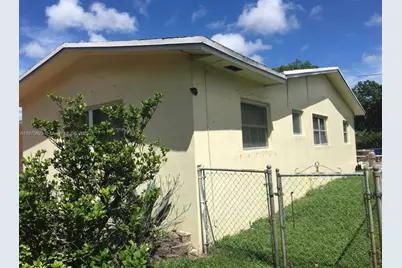 5221 Washington St, Hollywood, FL 33021 - Photo 7