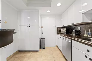 1600 S Ocean Dr, Hollywood, FL 33019 - Photo 21