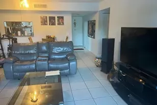 8415 SW 107th Ave, Miami, FL 33173 - Photo 3