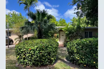 737 Woodcrest Rd, Key Biscayne, FL 33149 - Photo 1