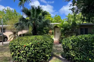 737 Woodcrest Rd, Key Biscayne, FL 33149 - Photo 1