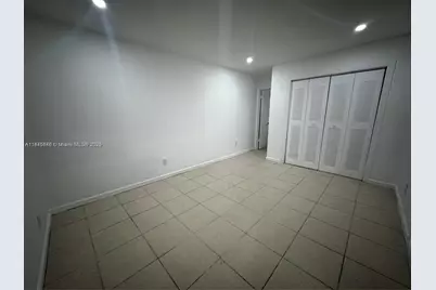 2481 NW 13th Ct #1-2, Fort Lauderdale, FL 33311 - Photo 5
