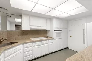 200 Ocean Ln Dr, Key Biscayne, FL 33149 - Photo 11