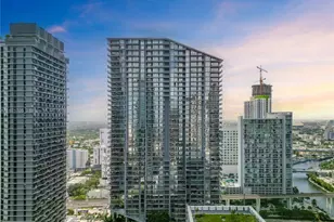 88 SW 7th St, Miami, FL 33130 - Photo 1