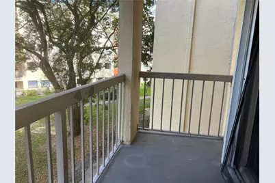 8180 Geneva Ct #326, Doral, FL 33166 - Photo 15