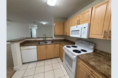 11211 W Atlantic Blvd #201, Coral Springs, FL 33071 - Photo 15