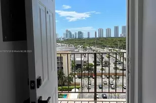 2903 N Miami Beach Blvd, North Miami Beach, FL 33160 - Photo 11