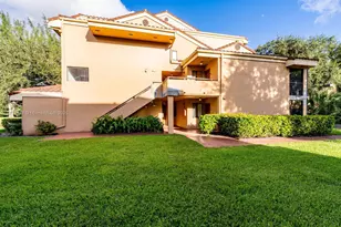 15489 N Miami Lakeway N, Miami Lakes, FL 33014 - Photo 3