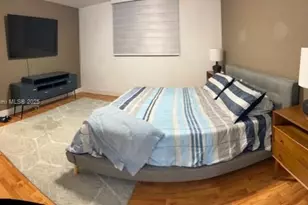 4000 NE 170th St, North Miami Beach, FL 33160 - Photo 11