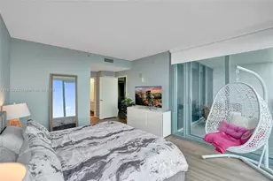 601 NE 36th St, Miami, FL 33137 - Photo 9