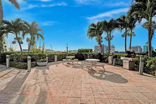 601 NE 36th St, Miami, FL 33137 - Photo 53