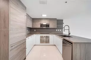 400 Sunny Isles Blvd, Sunny Isles Beach, FL 33160 - Photo 31