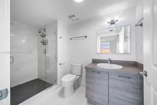 400 Sunny Isles Blvd, Sunny Isles Beach, FL 33160 - Photo 23