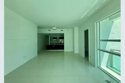 951 Brickell Ave #1010, Miami, FL 33131 - Photo 7