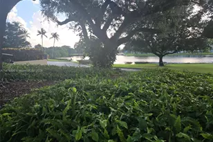 9410 Live Oak Pl, Davie, FL 33324 - Photo 27