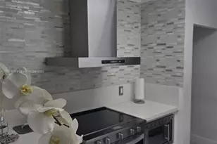 9410 Live Oak Pl, Davie, FL 33324 - Photo 15