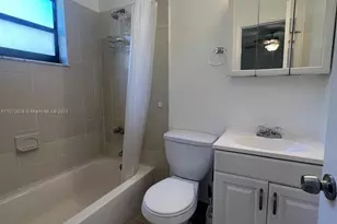 1670 Harding St, Hollywood, FL 33020 - Photo 13