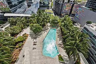 88 SW 7th St, Miami, FL 33130 - Photo 13