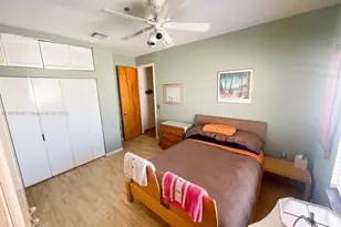 9008 Collins Ave, Surfside, FL 33154 - Photo 31