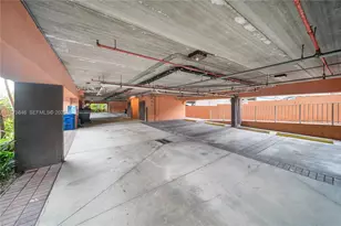 9008 Collins Ave, Surfside, FL 33154 - Photo 39