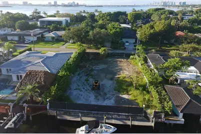 1545 NE 104th St, Miami Shores, FL 33138 - Photo 7