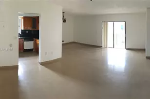 5825 W 25th Ct, Hialeah, FL 33016 - Photo 13