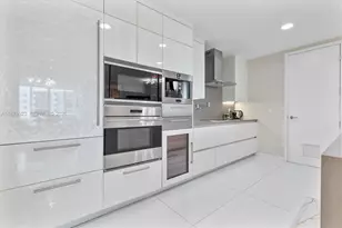 17475 Collins Ave, Sunny Isles Beach, FL 33160 - Photo 15