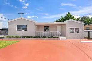 2722 NW 4th St, Miami, FL 33125 - Photo 3