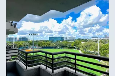 3300 NE 191st St #703, Aventura, FL 33180 - Photo 1