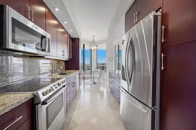 20191 E Country Club Dr #TS8, Aventura, FL 33180 - Photo 7