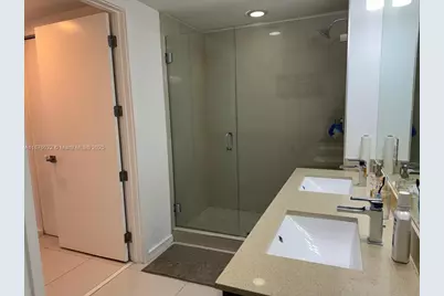 5252 NW 85th Ave #1709, Doral, FL 33166 - Photo 5
