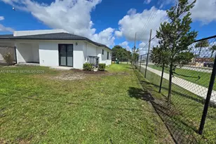 18700 SW 316th Terrace, Homestead, FL 33030 - Photo 3