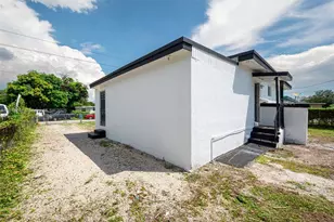 1852 NW 83rd St, Miami, FL 33147 - Photo 7