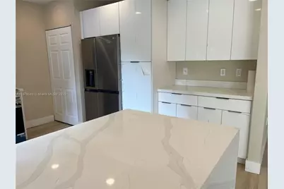 550 NE 174th St, North Miami Beach, FL 33162 - Photo 25