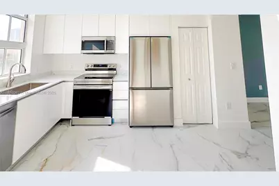 3001 NE 185th St #317, Aventura, FL 33180 - Photo 1