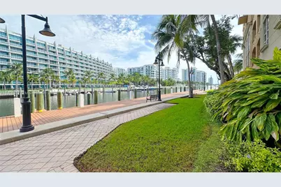 3001 NE 185th St #317, Aventura, FL 33180 - Photo 43