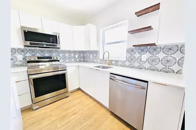 1117 W 26th Ct, Riviera Beach, FL 33404 - Photo 9