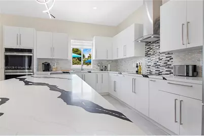 14840 NE 8th Ave, Miami, FL 33161 - Photo 5