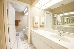 2585 SE 7th Pl, Homestead, FL 33033 - Photo 15