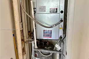 600 NE 36th St, Miami, FL 33137 - Photo 19